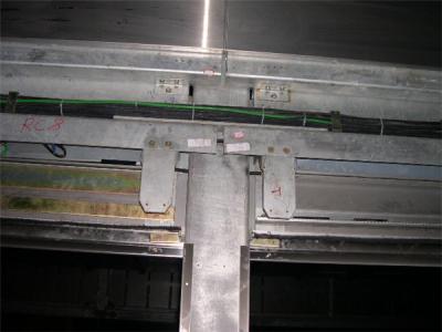 輕軌屏蔽門(mén)系統(tǒng)工程安裝